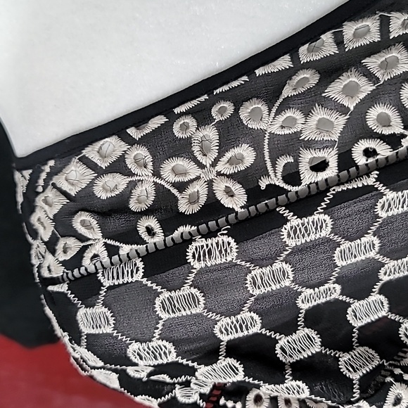 Anthropologie Akemi + Kin Brooke Eyelet Swing Dress Size 2 Color Black/Tan - Picture 6 of 14